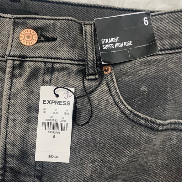 Express Super High Waisted Faded Black Cropped Straight Jeans- NWT - Picture 14 of 15